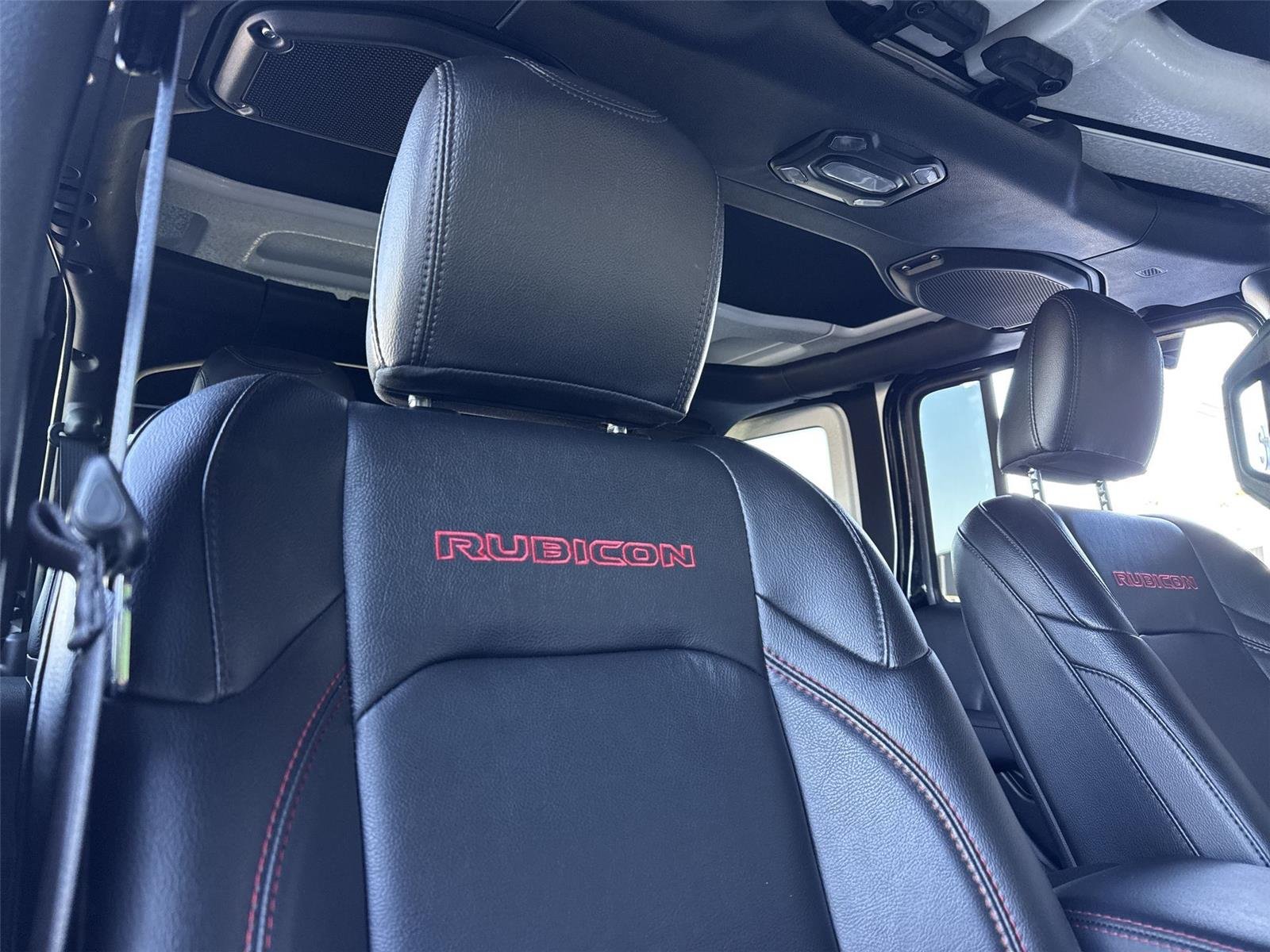 Used 2023  Jeep Rubicon image 23