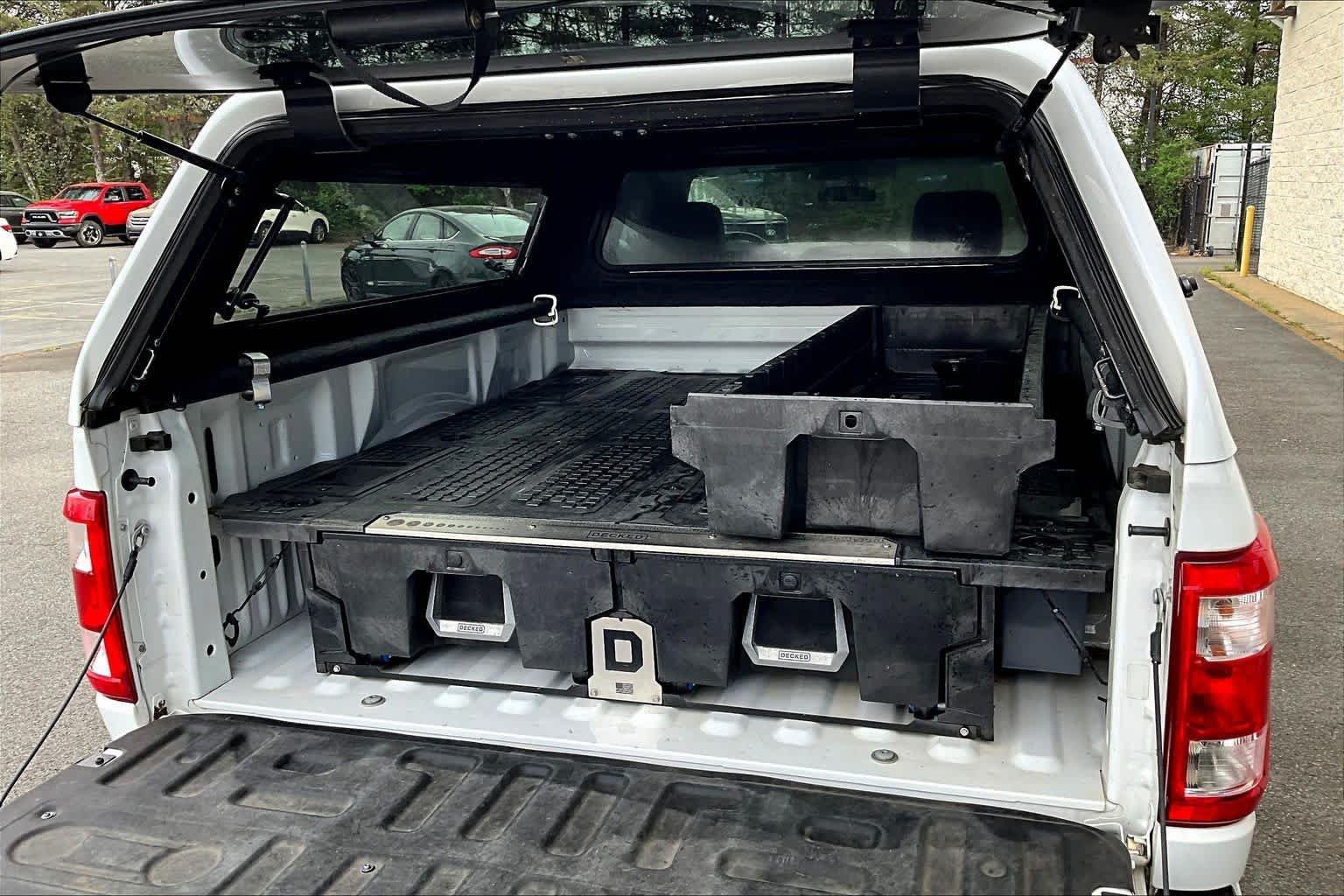 Certified Used 2023 Oxford White Ford XL image 28