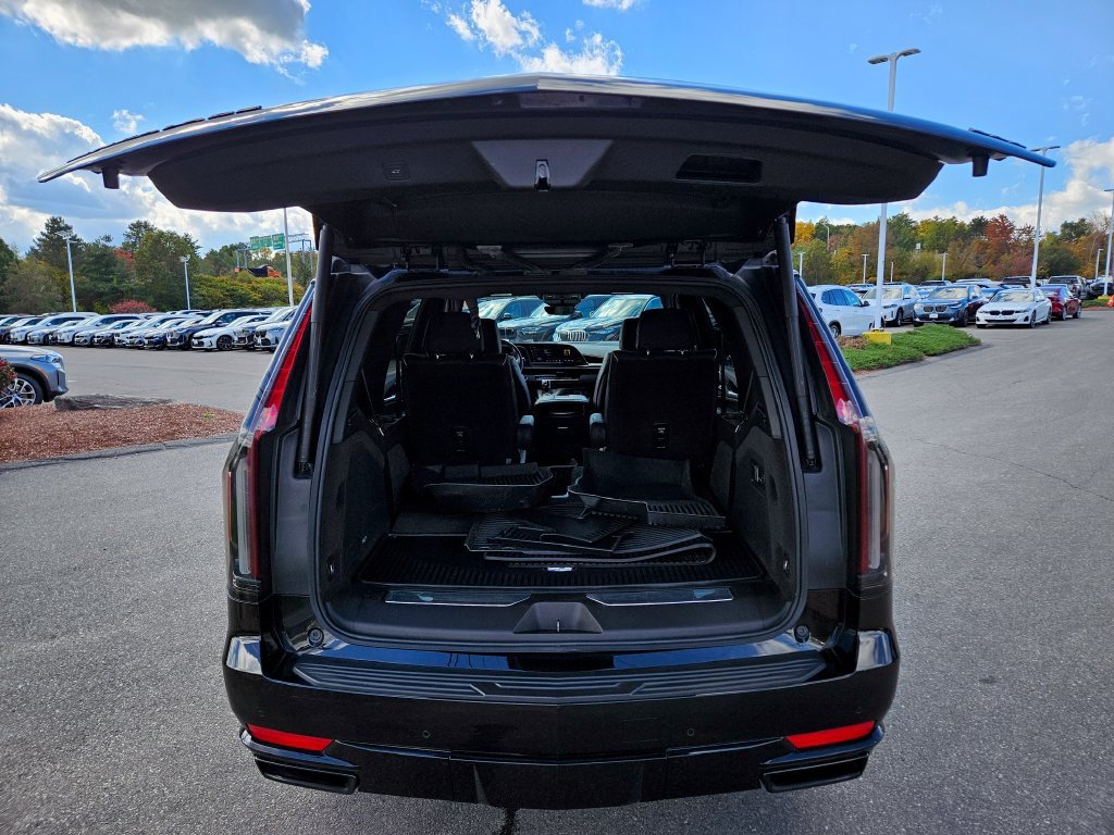2023 Cadillac Escalade Sport - Photo 19