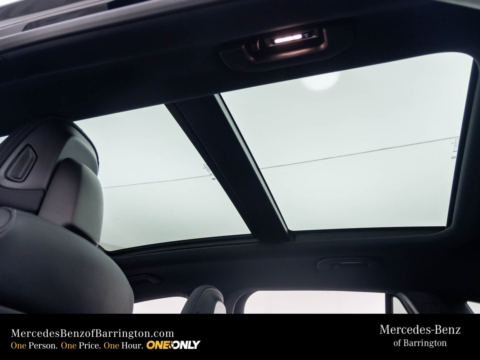 New 2026 Black Mercedes-Benz GLC 300 image 22