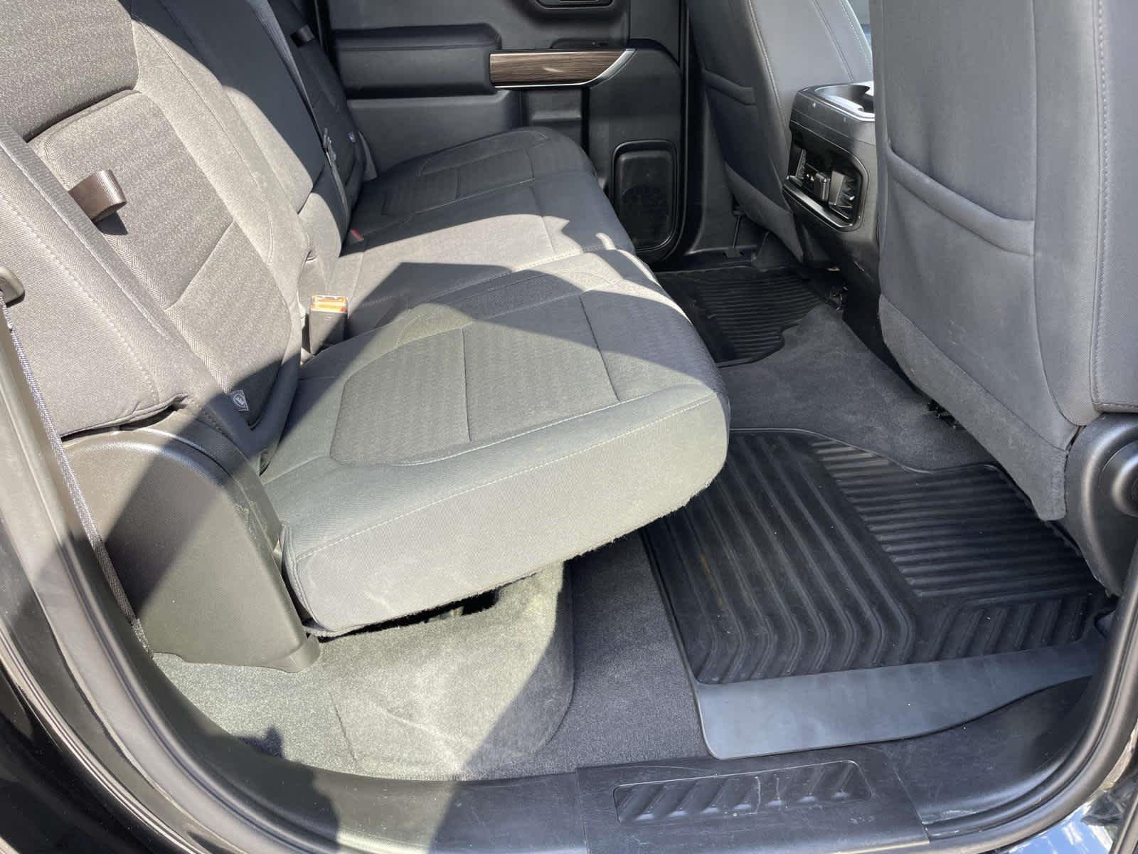 Used 2021 BLACK Chevrolet RST image 24