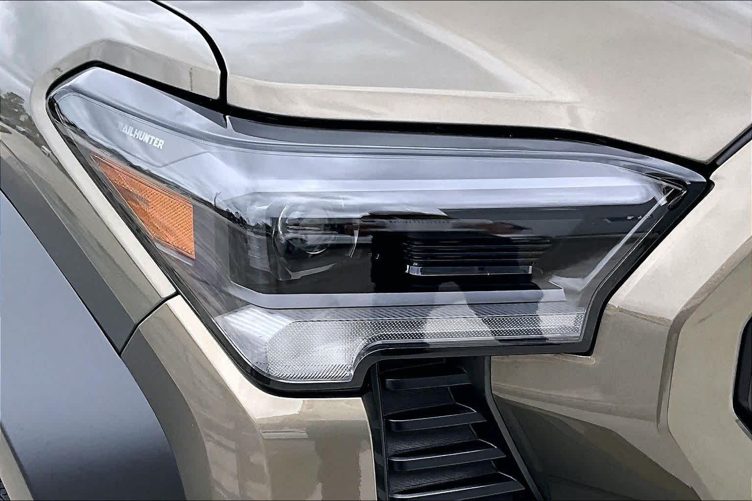 Used 2026 Bronze Oxide Toyota Trailhunter Hybrid image 26