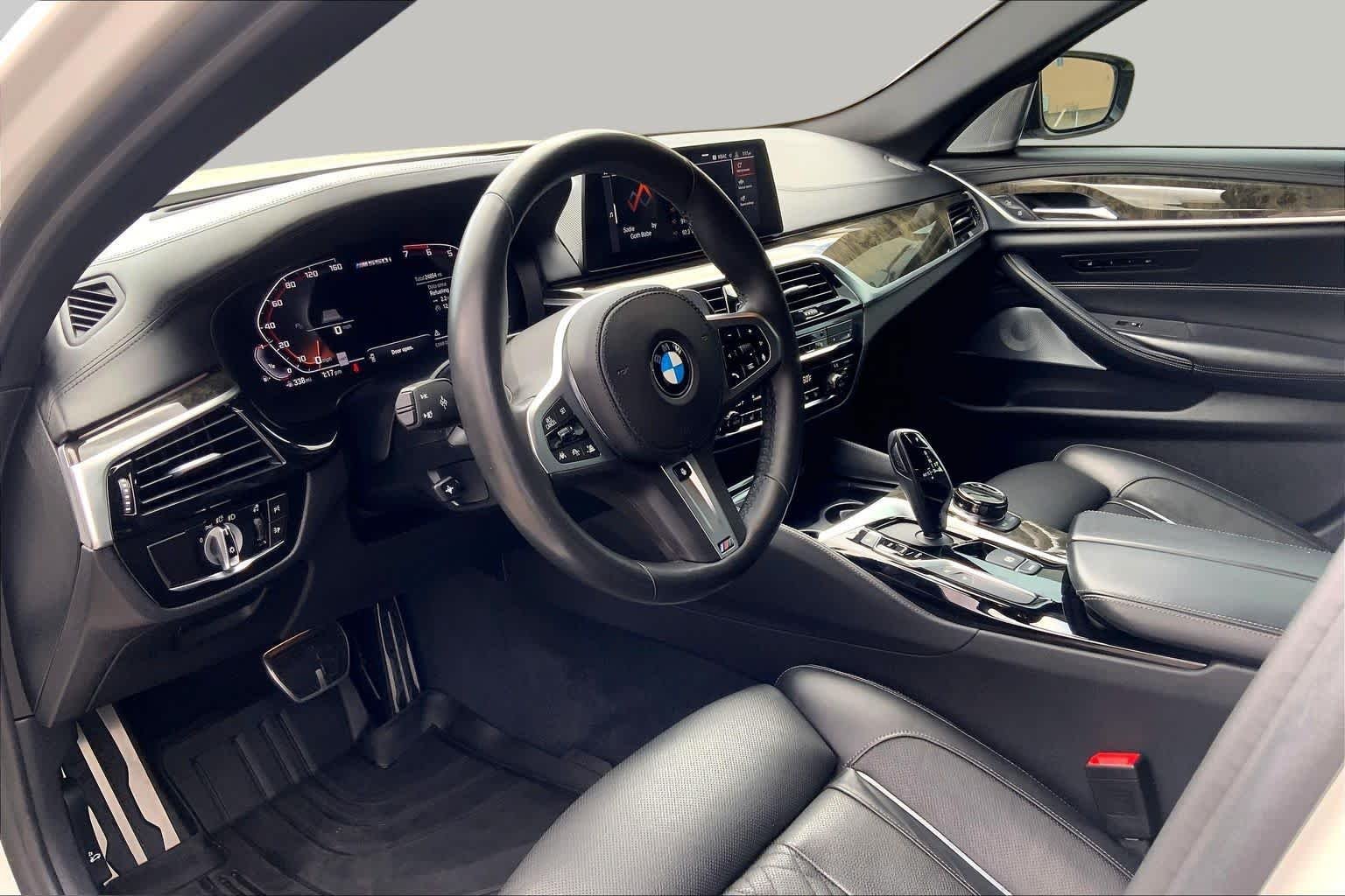 Used 2020 Alpine White BMW M550i xDrive image 17