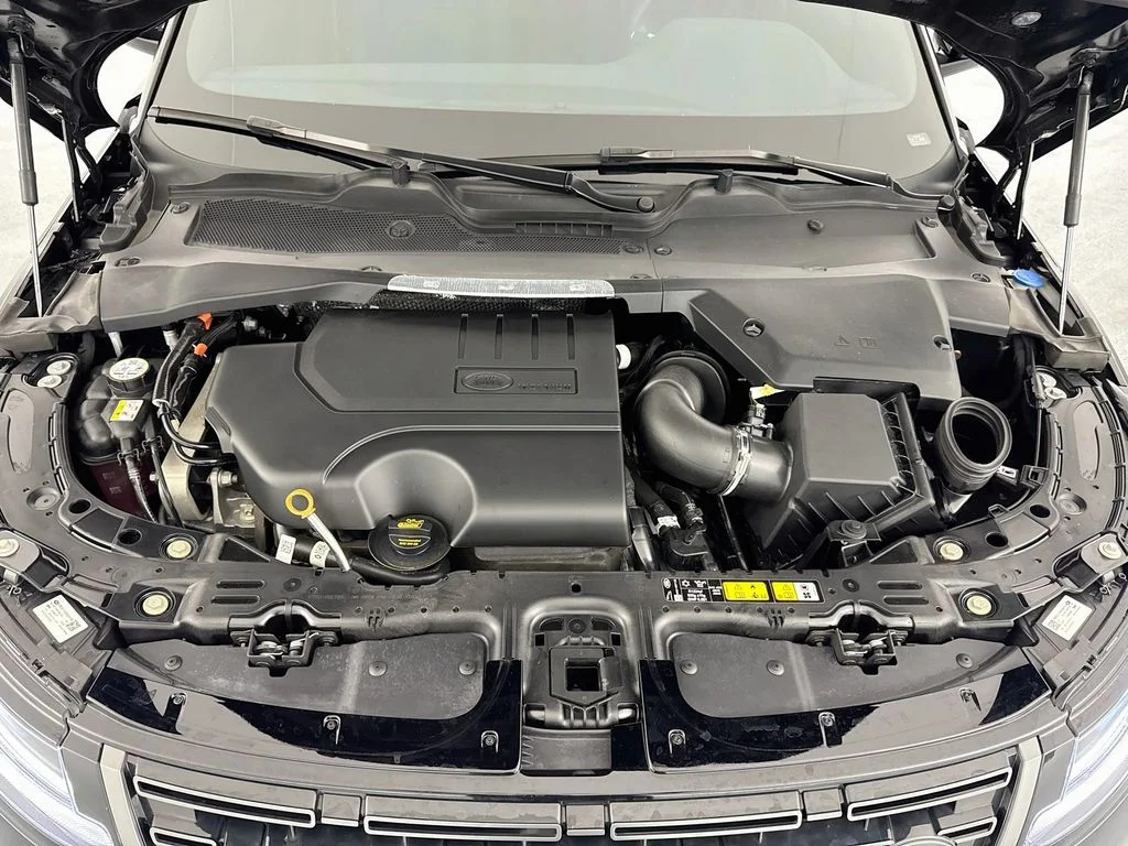 Used 2026 Black Land Rover Core S image 31