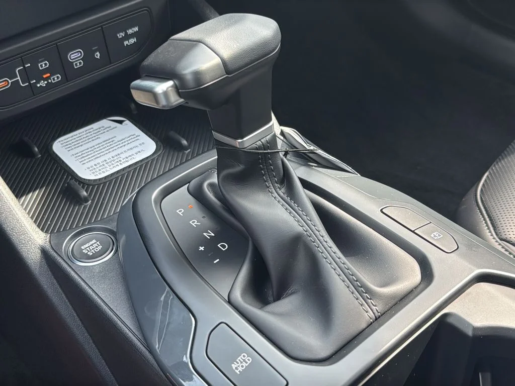 New 2026 White Kia EX image 39