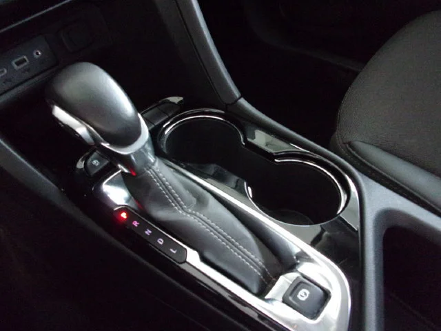 Used 2023 CINNABAR METALLIC Buick Preferred image 9