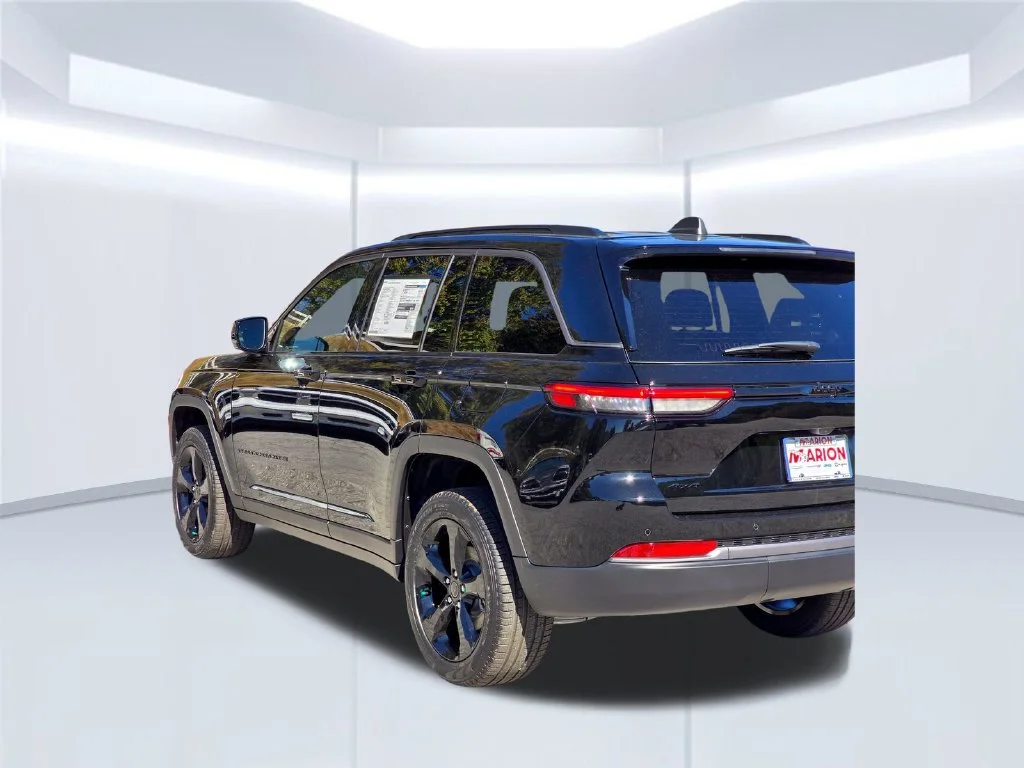 New 2027 Black Jeep Limited image 41