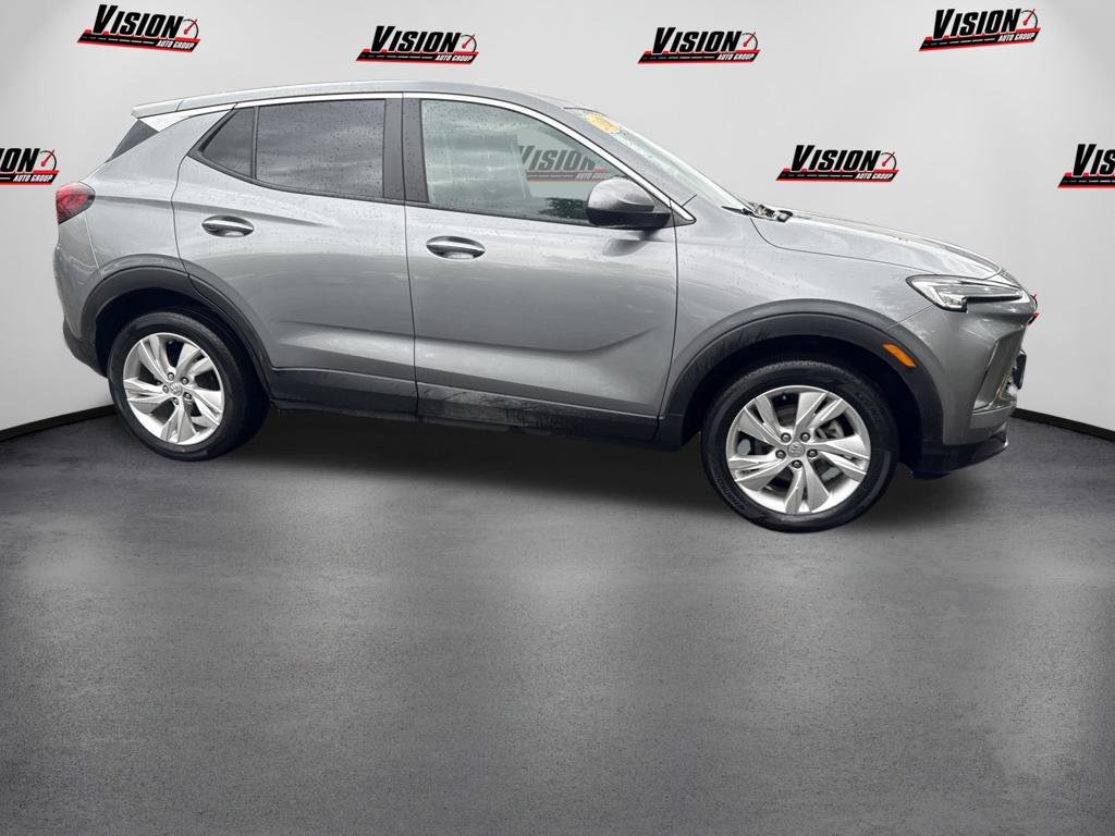 Used 2024 Gray Buick Preferred image 4