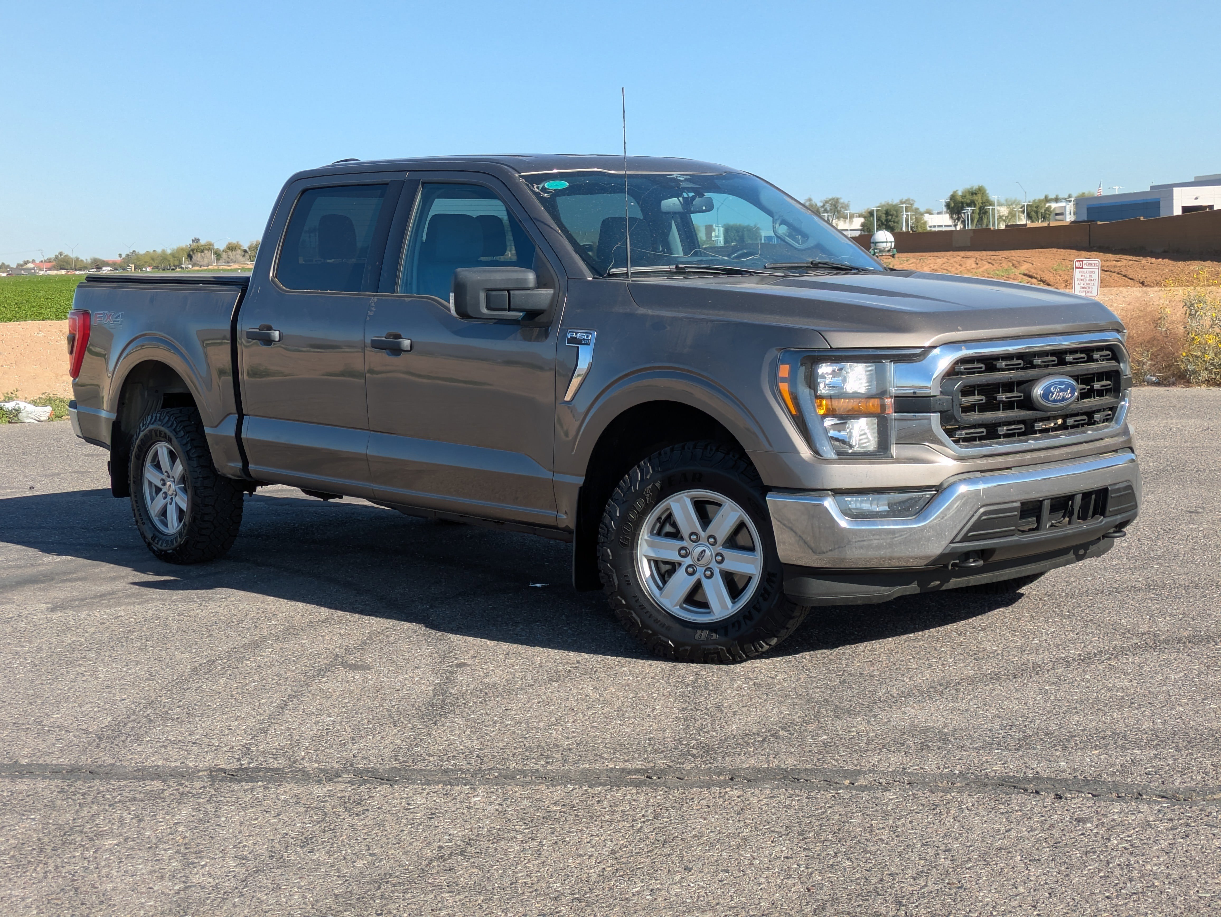 Used 2023 Bronze Ford XLT image 33