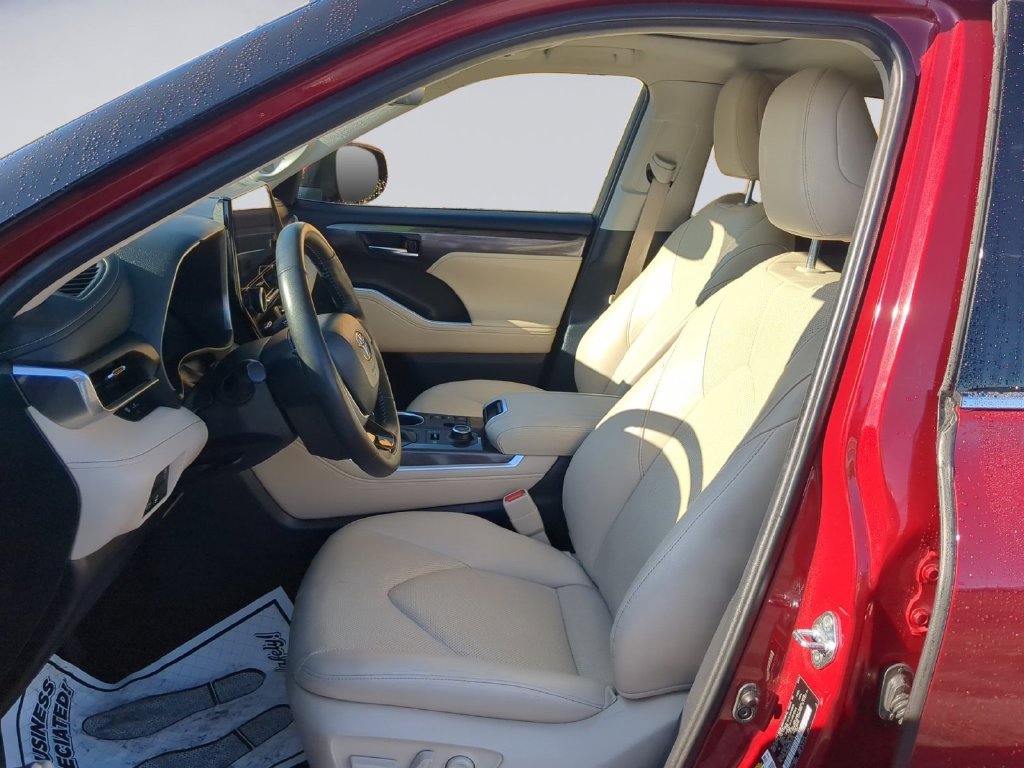 Used 2024 Red Toyota Limited image 12