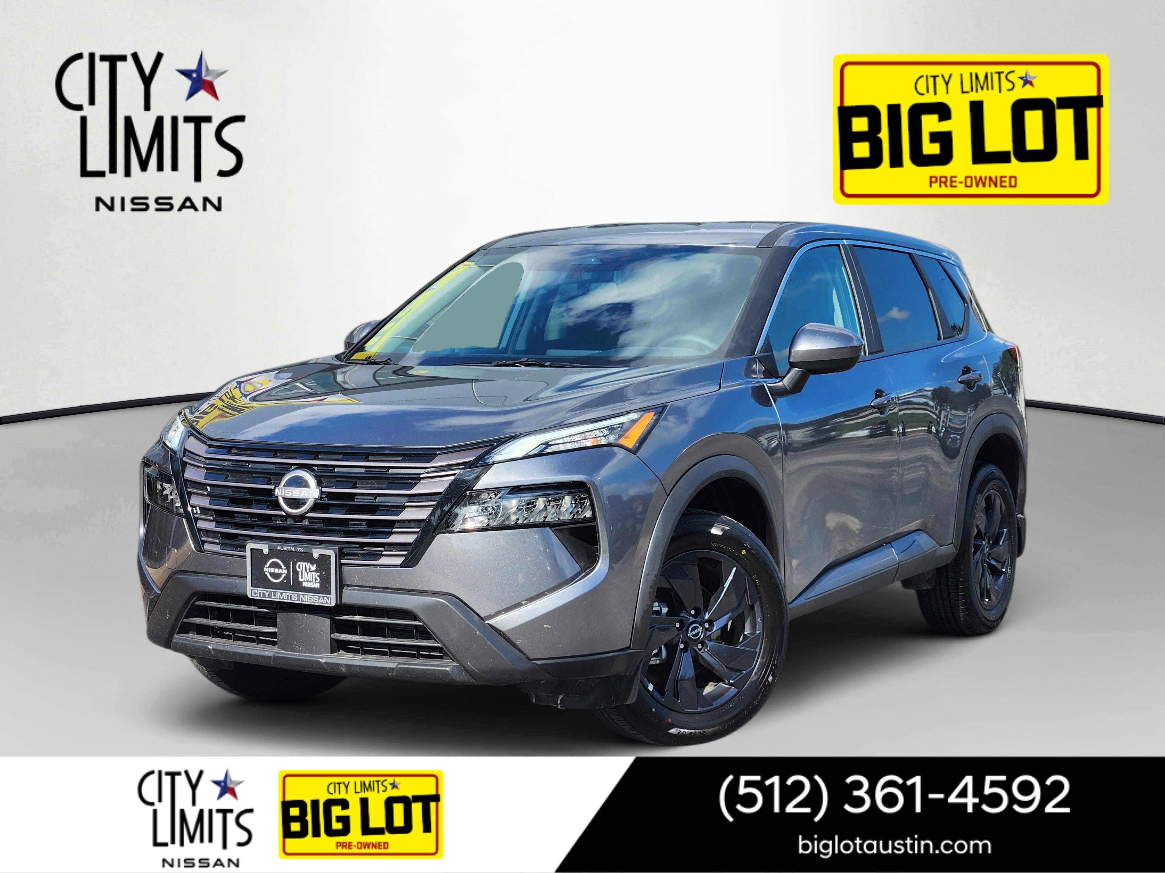 2026 Nissan Rogue SV FWD's photo