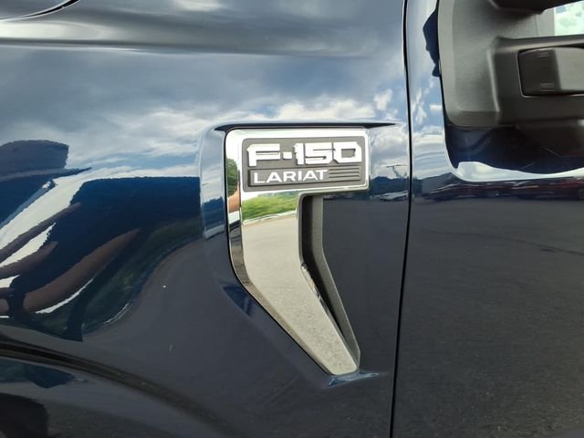 Used 2023 Blue Ford Lariat image 7