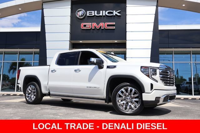 2024 GMC Sierra 4WD Crew Cab Short Box Denali's photo