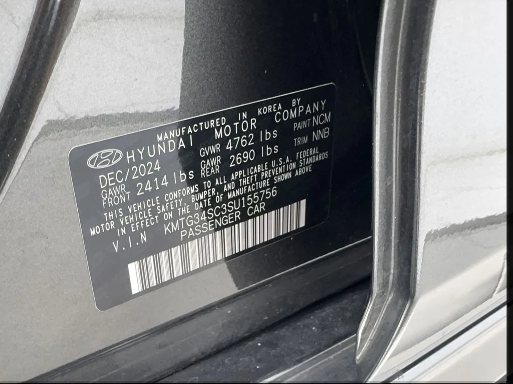 Used 2025 Gray Genesis 2.5T image 51