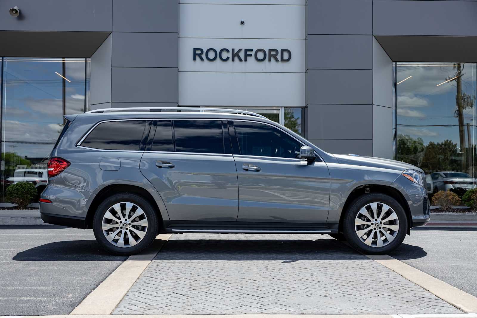 Used 2019 Selenite Grey Metallic Mercedes-Benz GLS 450 image 8
