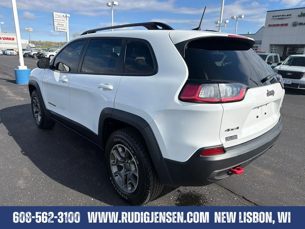 Used 2022 White Jeep Trailhawk image 3