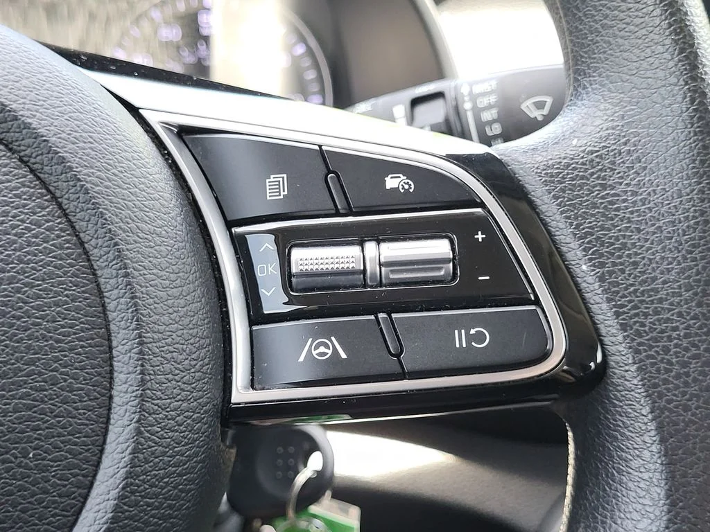 2024 Kia Forte LXS - Photo 18