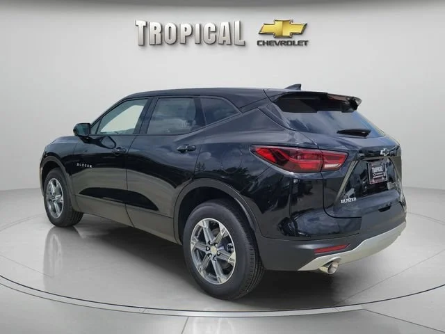 New 2026 Black Chevrolet 2LT image 3