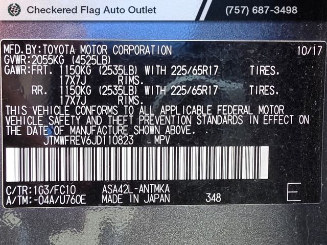 Used 2018 Magnetic Gray Metallic Toyota XLE image 22