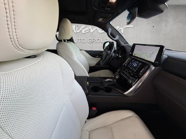 Used 2024 Silver Lexus 600 Luxury image 24