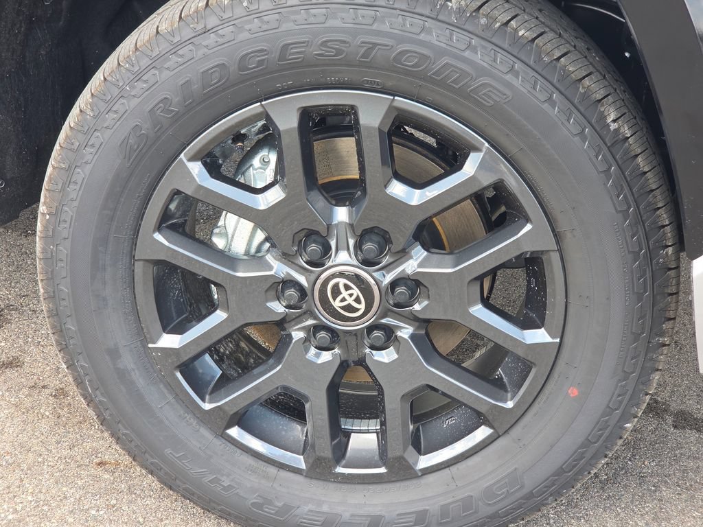 New 2026 Celestial Silver Metallic Toyota Platinum image 22