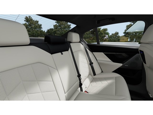 New 2027 Brooklyn Grey Metallic BMW 550e image 12