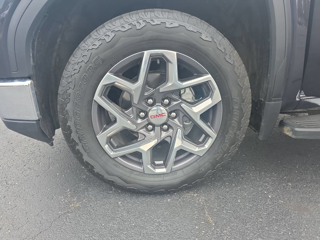 Certified Used 2023 Titanium Rush Metallic GMC SLT image 25