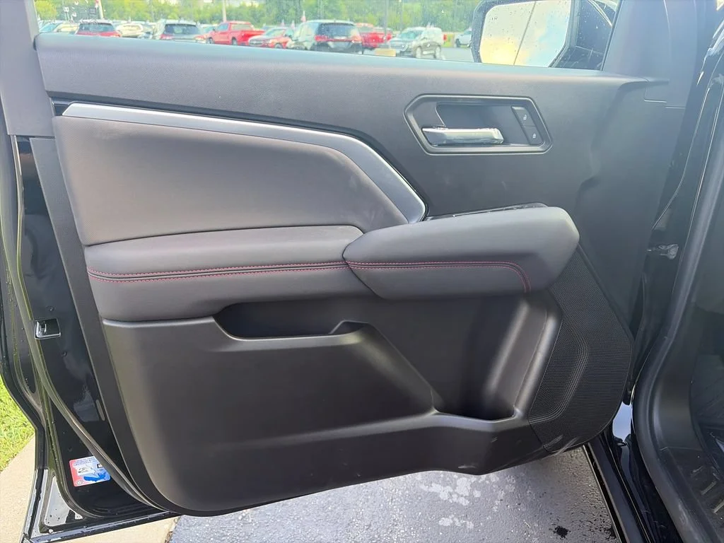 New 2026 Black Chevrolet Z71 image 26