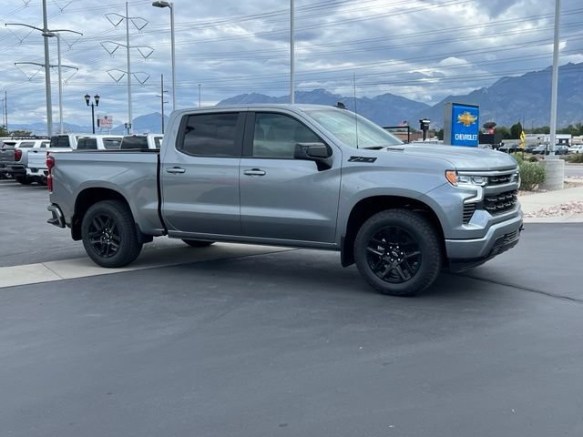 New 2026 Sterling Gray Metallic Chevrolet RST image 9