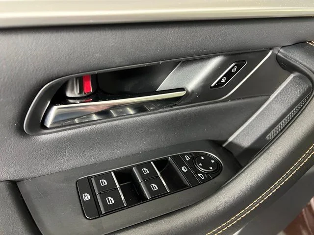 2026 Mazda CX-90 Premium Package - Photo 19