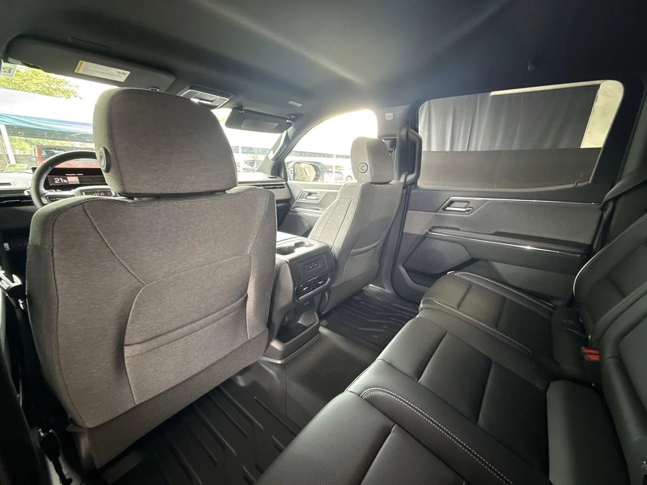 2026 GMC Sierra EV Elevation - Photo 23