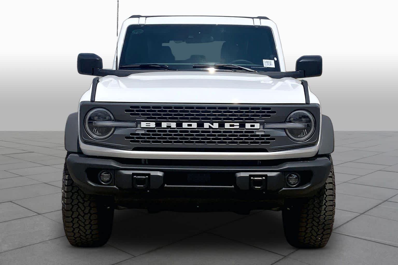 New 2026 Oxford White Ford Badlands® image 3