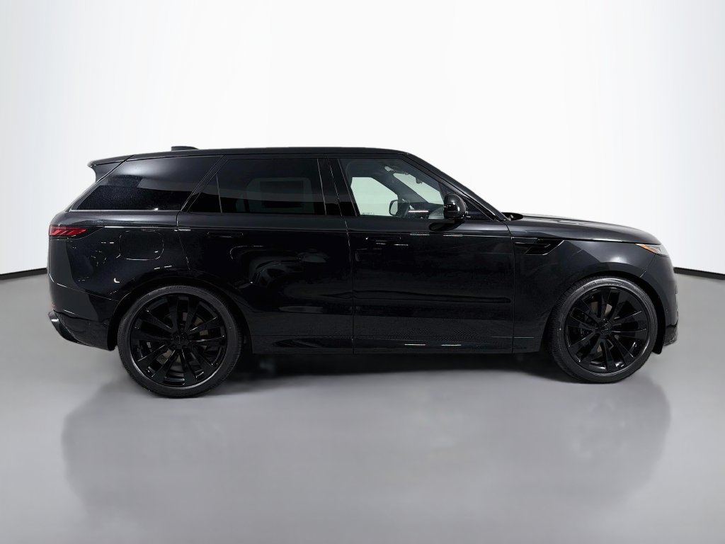 New 2027 Santorini Black Land Rover Dynamic SE P400 image 4