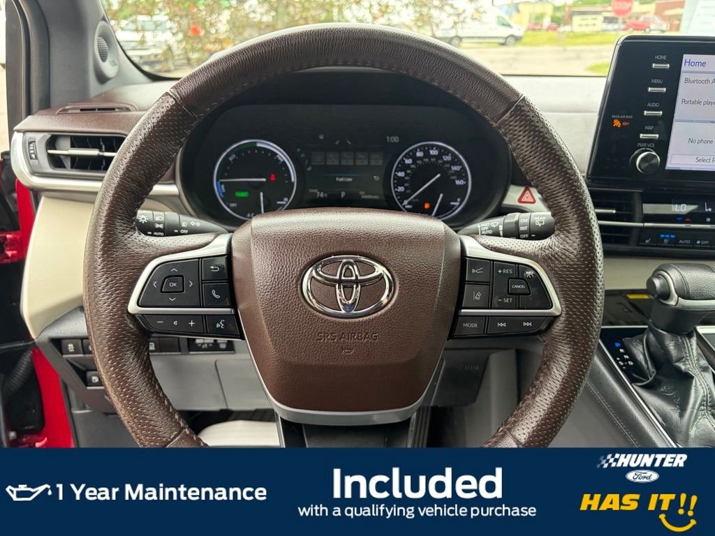 Used 2022 Ruby Flare Pearl Toyota Platinum image 8