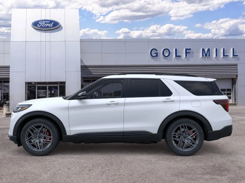 New 2026 Star White Metallic Tri-Coat Ford ST image 1