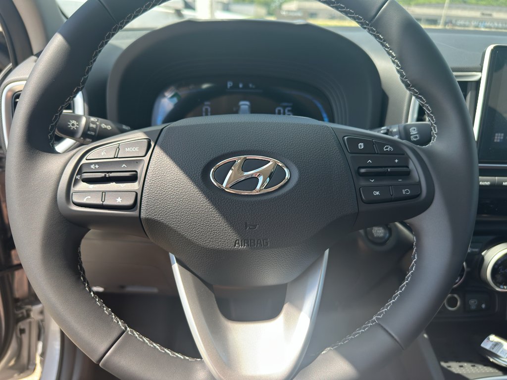 New 2026 Shimmering Silver Hyundai SEL image 13