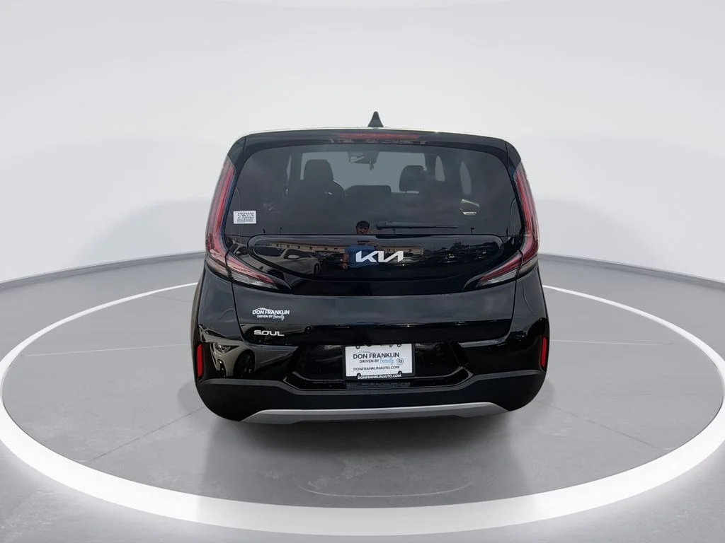 Used 2025 Black Kia LX image 7