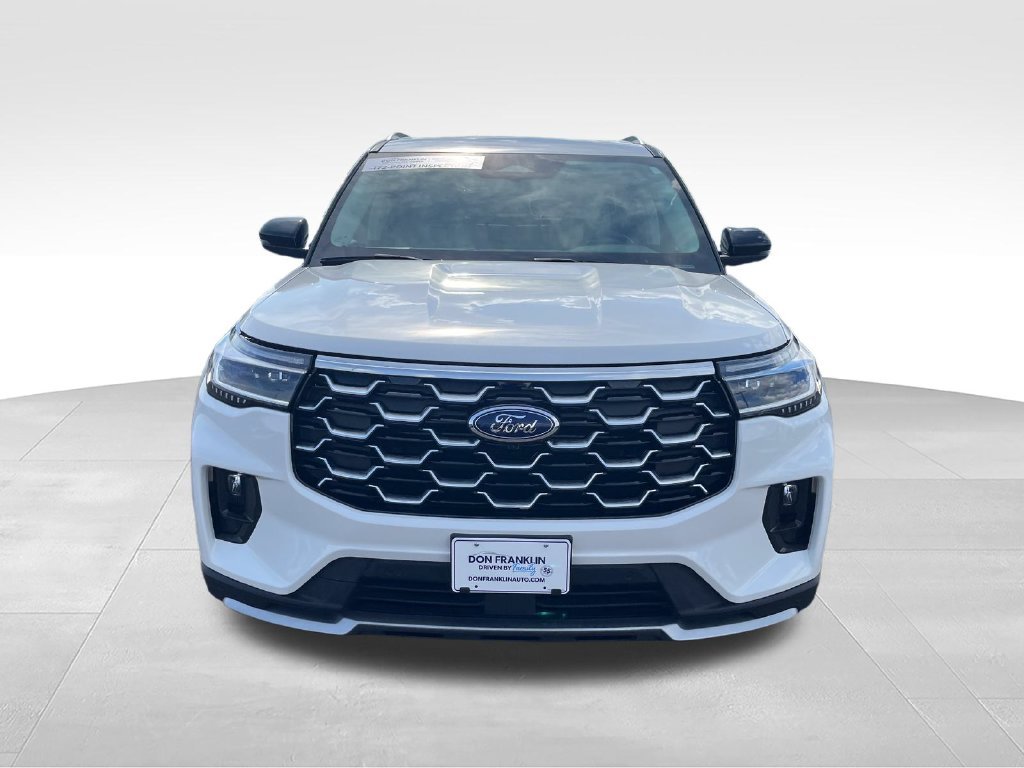 Used 2025 White Ford Platinum image 8