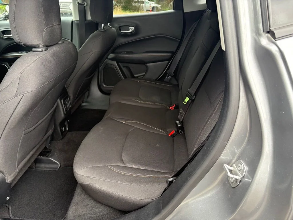 Used 2017 Silver Jeep Sport image 13