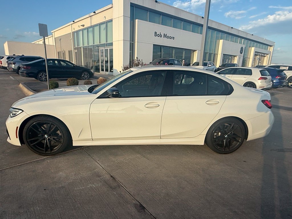Used 2021 Alpine White BMW 330i image 2