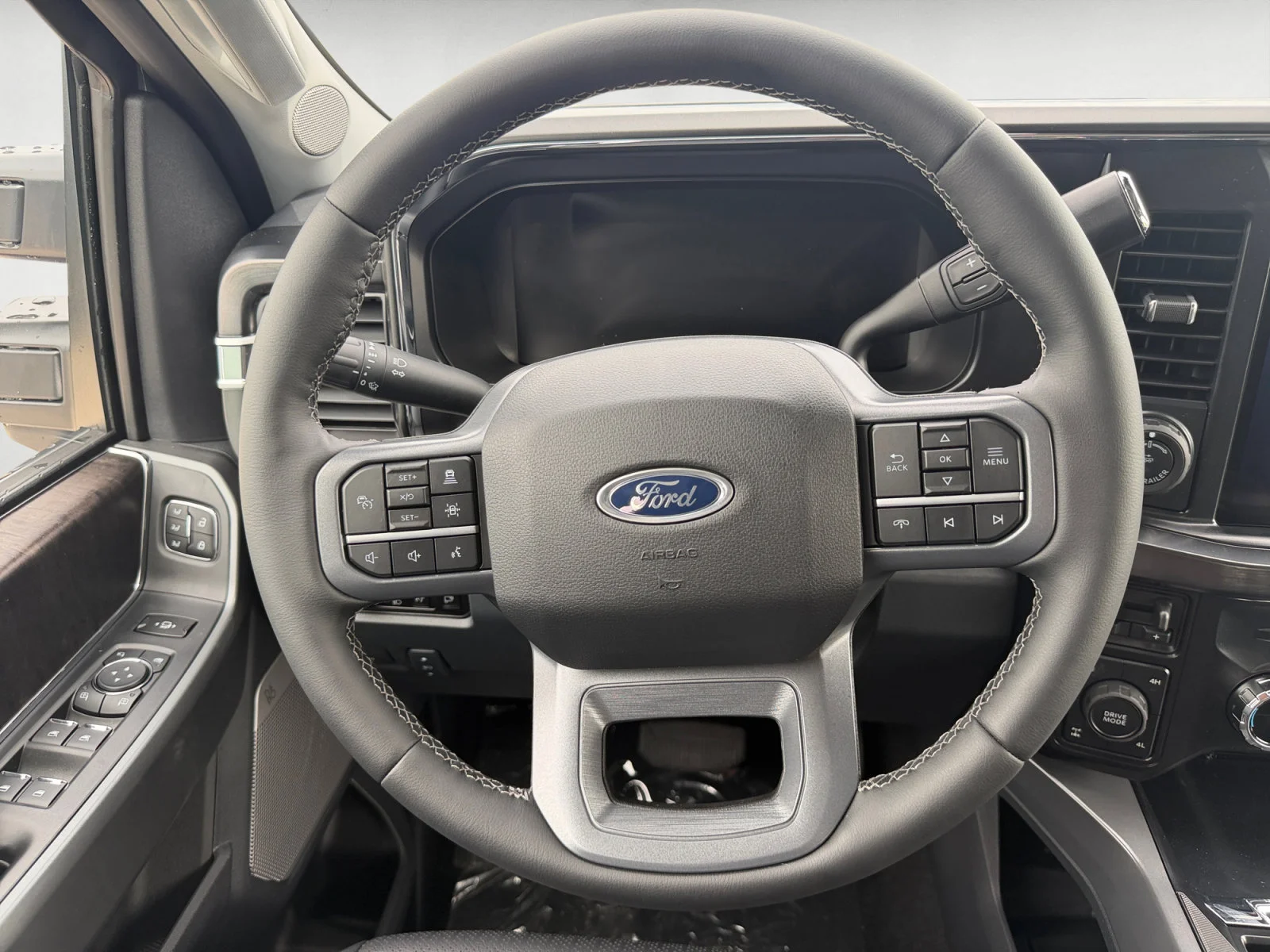 New 2026 Glacier Gray Metallic Tri-Coat Ford LARIAT image 11