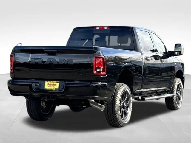 New 2026 Diamond Black Crystal Pearl-Coat Exterior Paint RAM Tradesman image 6