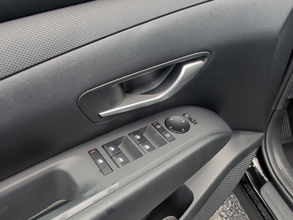New 2026 Phantom Black Hyundai SEL Plus image 23