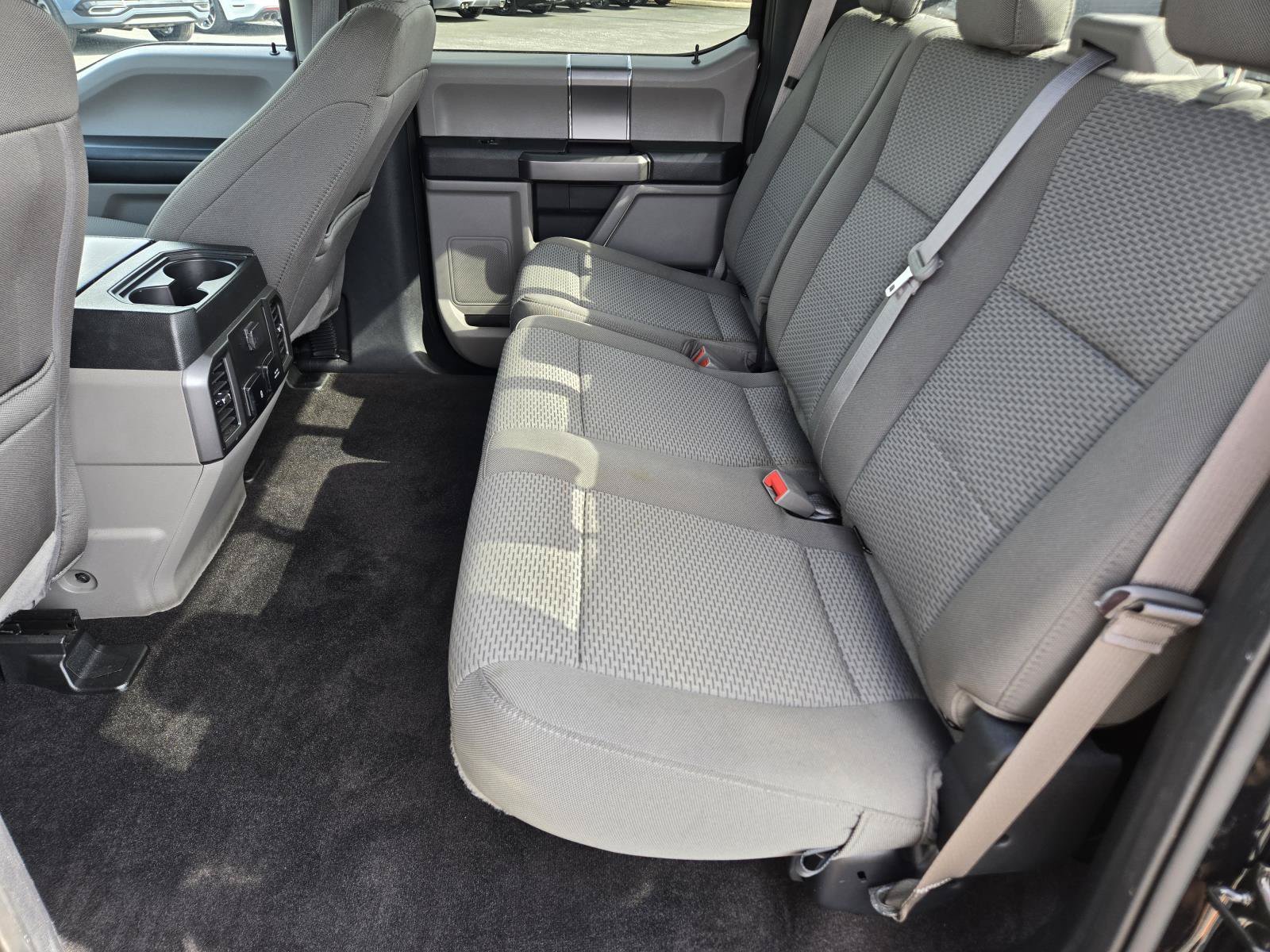 Used 2020 Black Ford XLT image 18