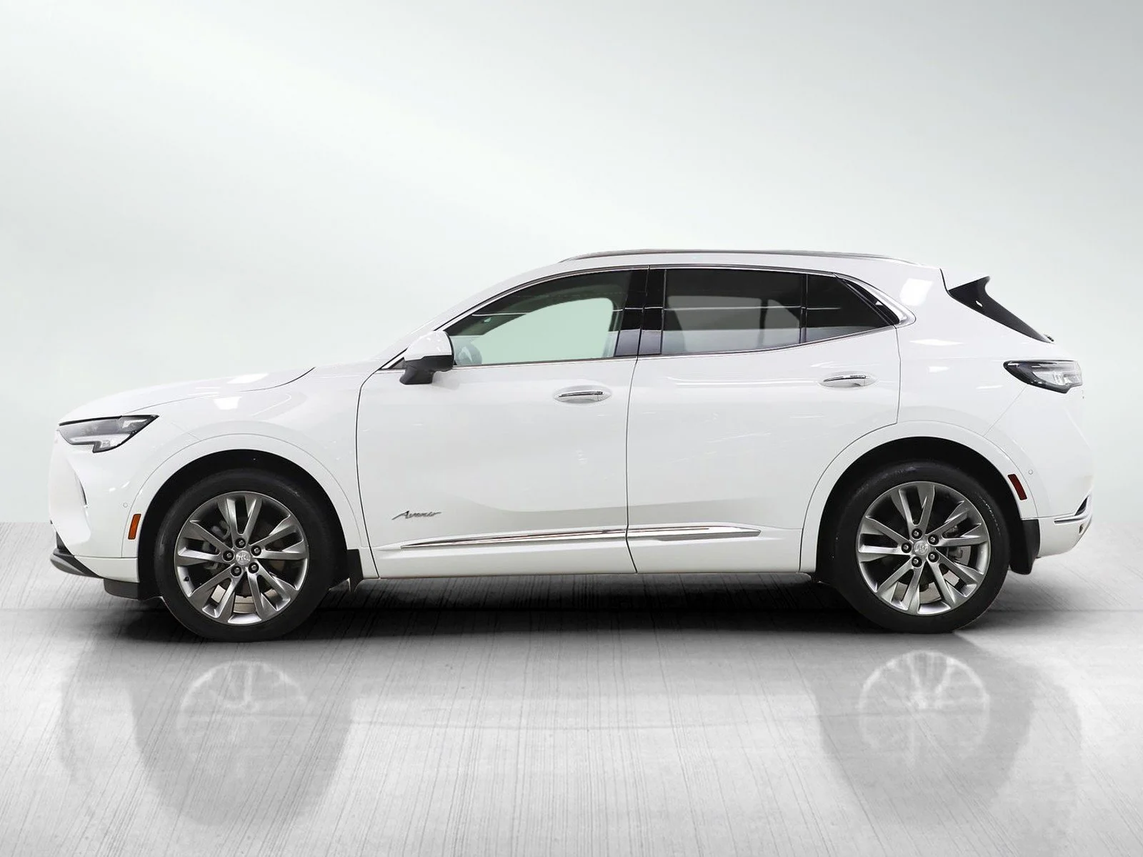 Used 2021 Buick Envision Avenir with VIN LRBFZSR42MD169824 for sale in Bloomington, Minnesota