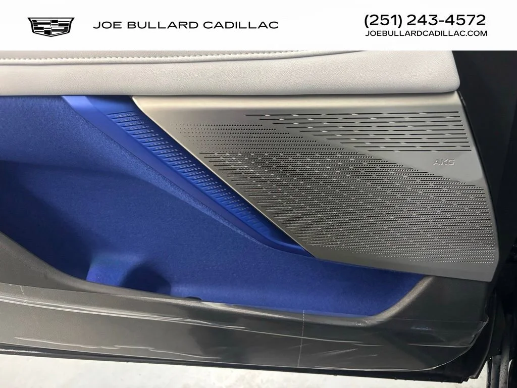 2025 Cadillac OPTIQ Sport 2 - Photo 7