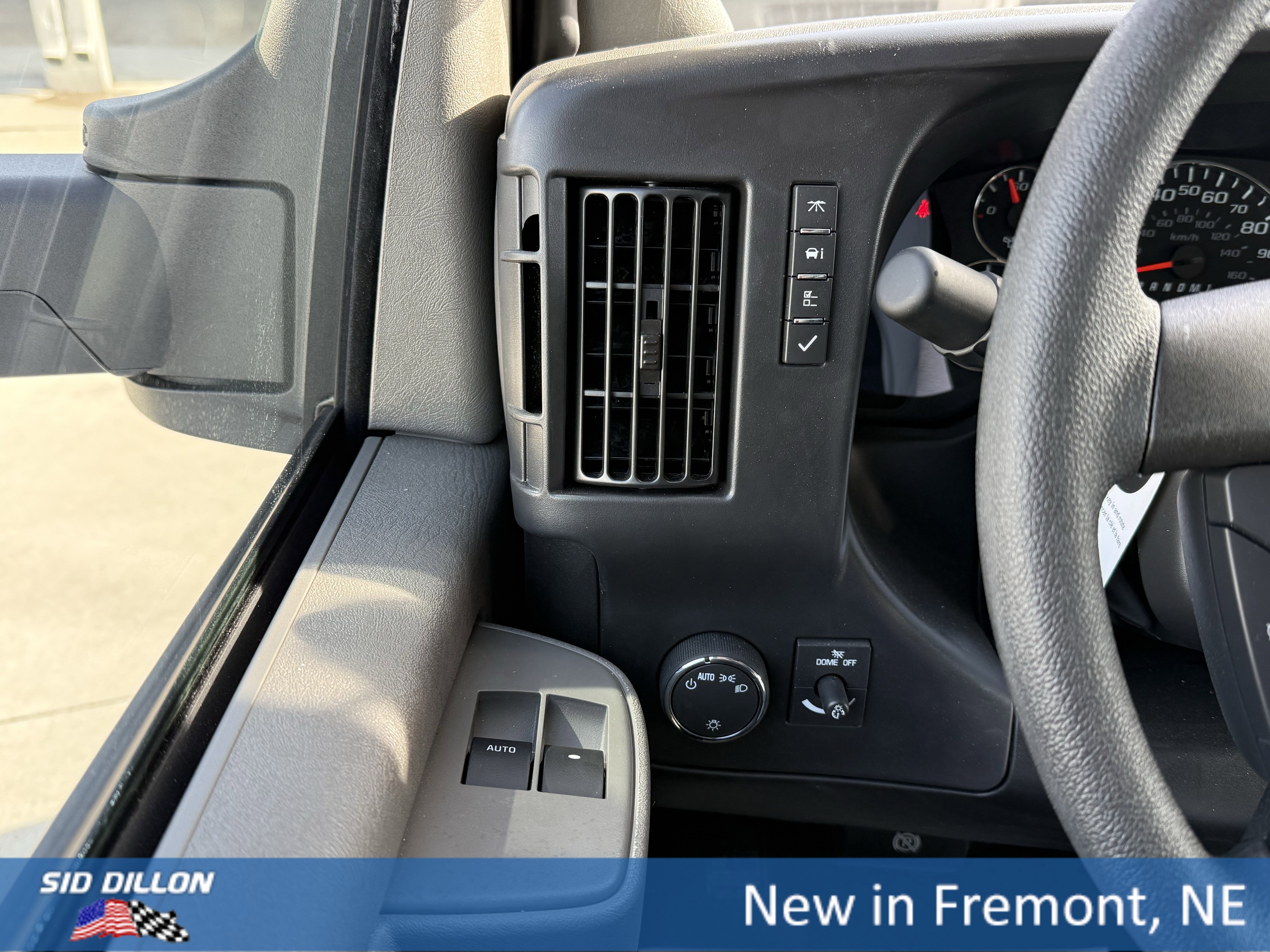 New 2025 Summit White Chevrolet Work Van image 3