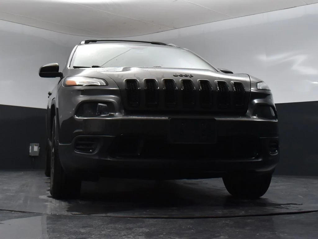 Used 2016 Gray Jeep Sport image 8