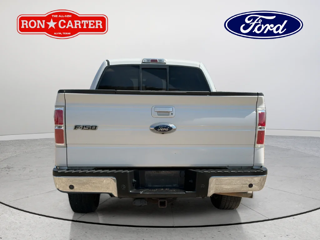 Used 2011 White Ford Lariat image 5
