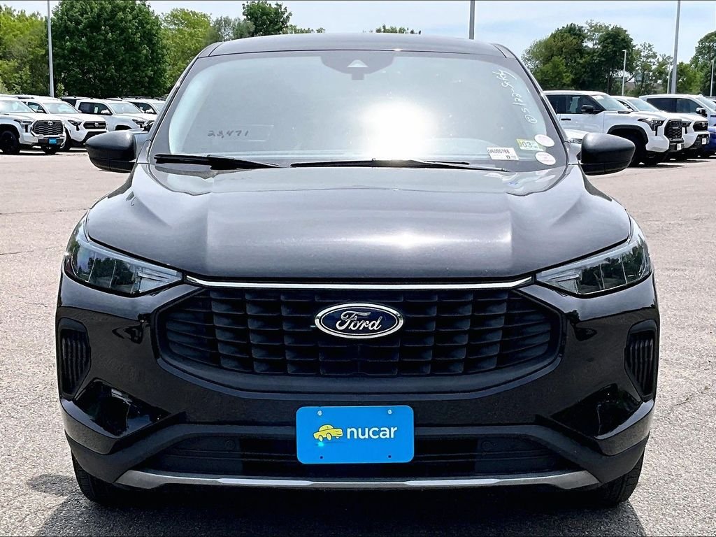 Used 2025 Black Ford Active image 2